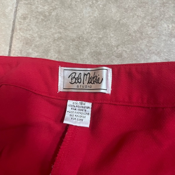 Vintage Bob Mackie Studio 18W Cherry Red Ankle Pants - Picture 3 of 3